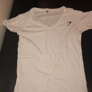 GYMSHARK t shirt